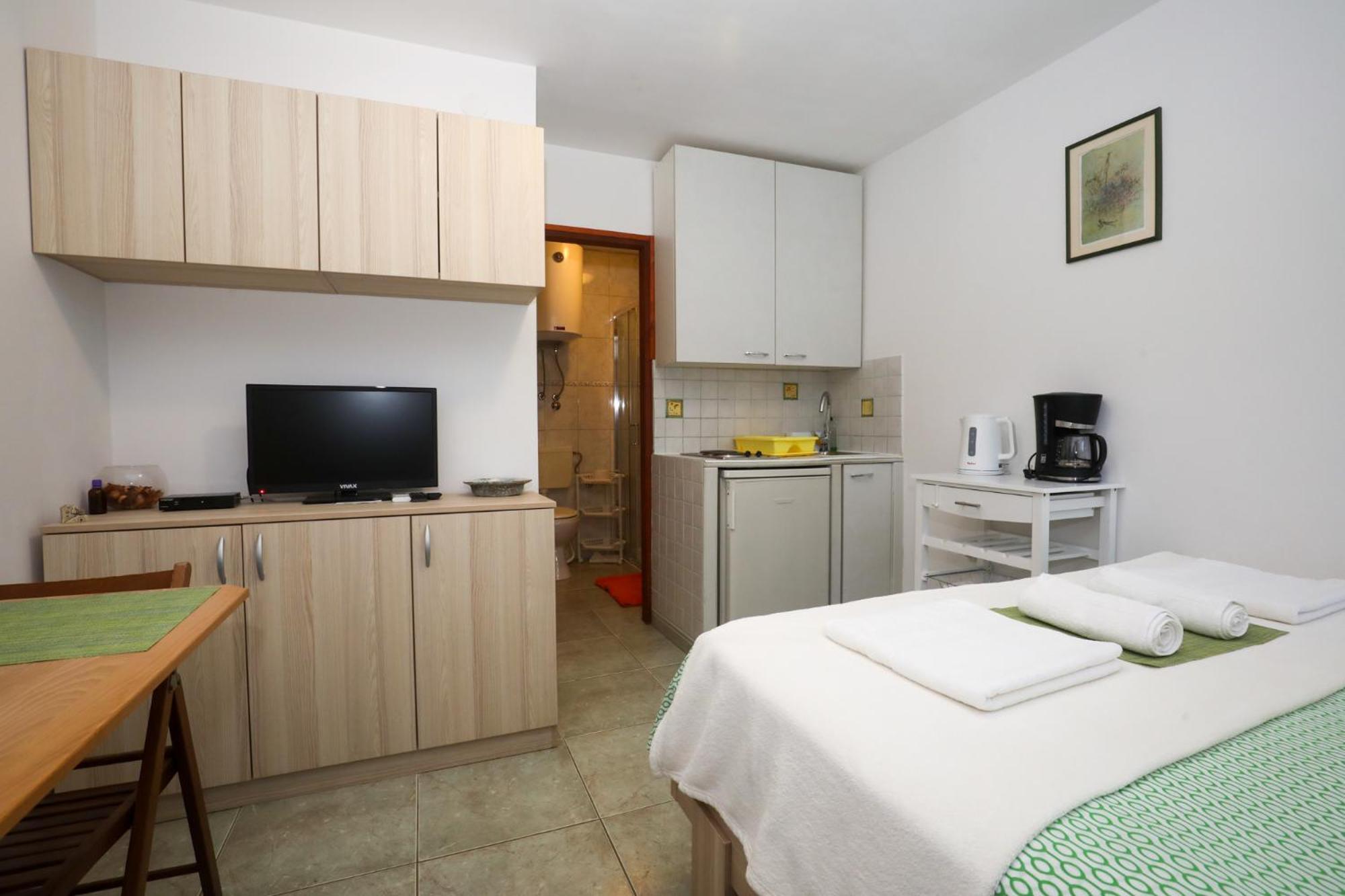Apartment Matija Premantura Bagian luar foto