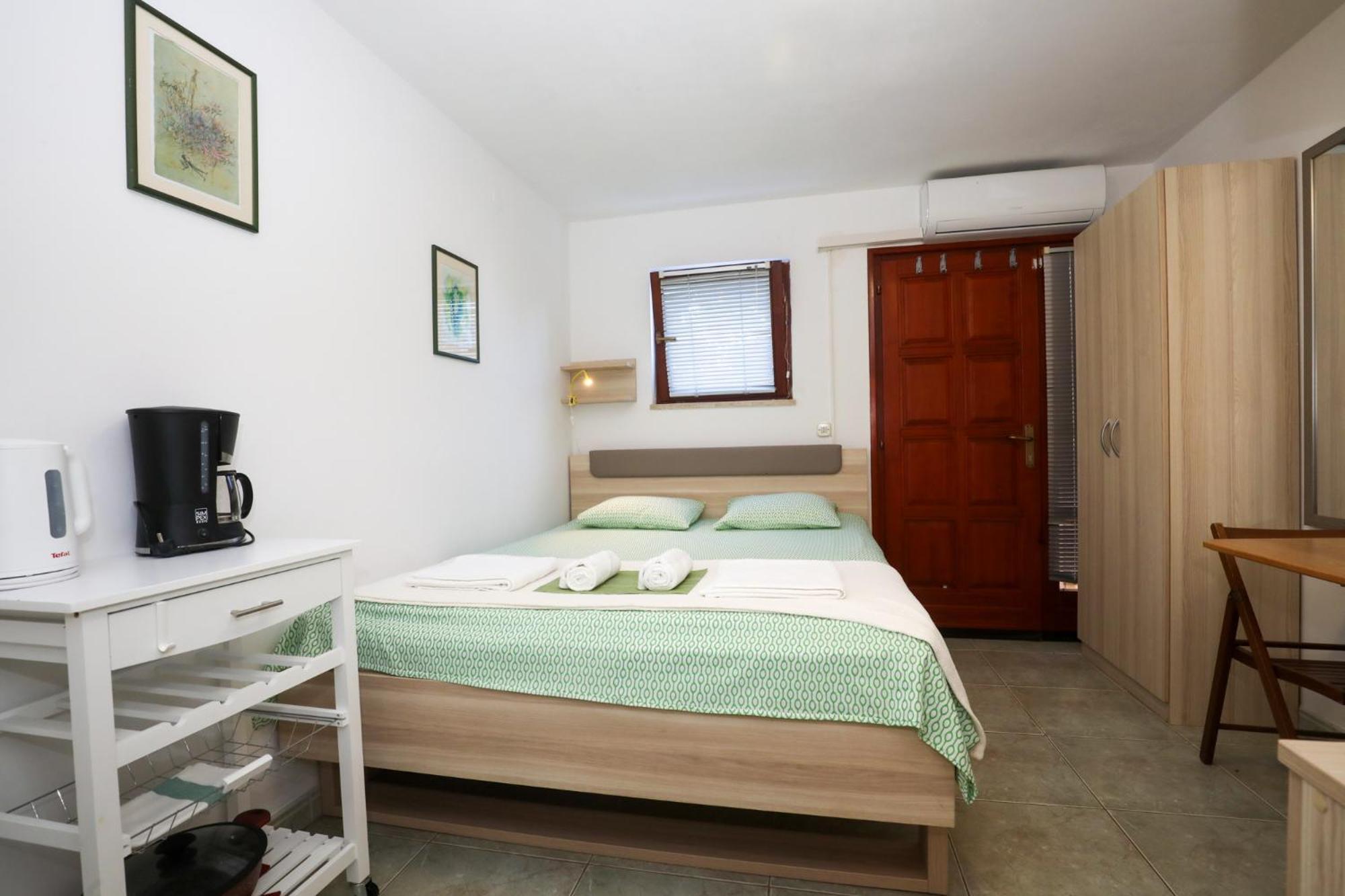 Apartment Matija Premantura Bagian luar foto