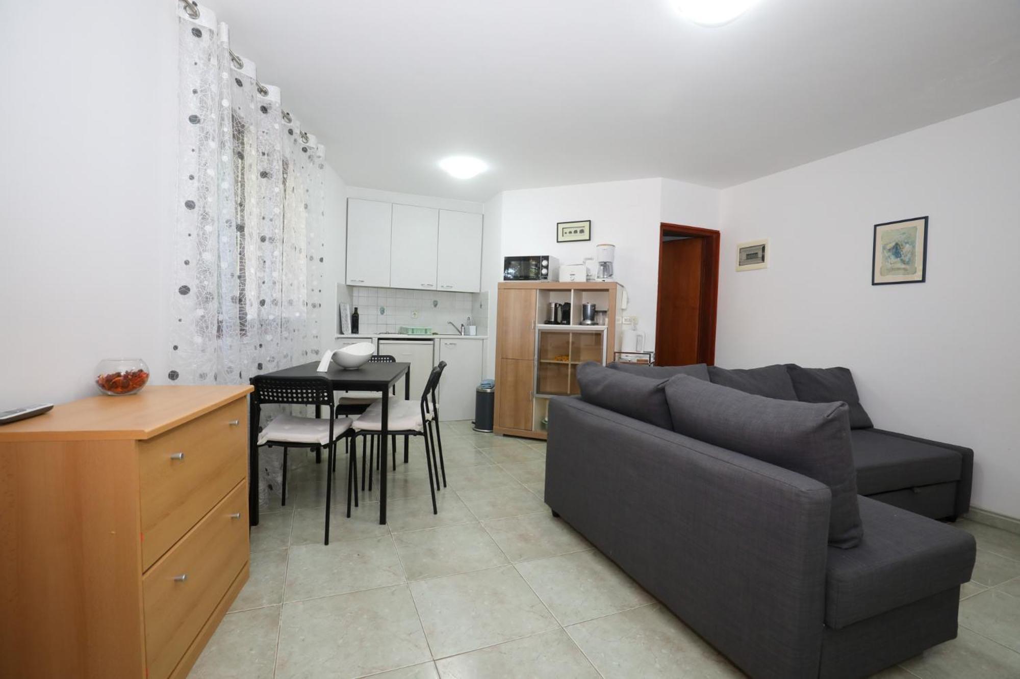 Apartment Matija Premantura Bagian luar foto
